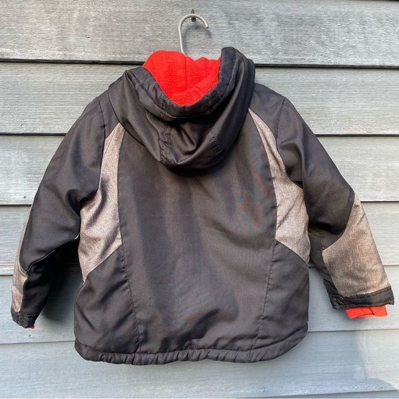 Carters Boys black gray and red zip up winter coat 4T - Picture 6 of 9